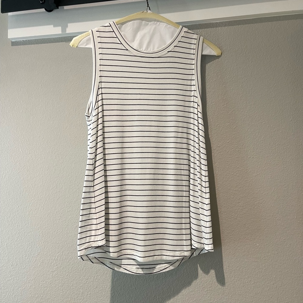 Sleeveless Shirts